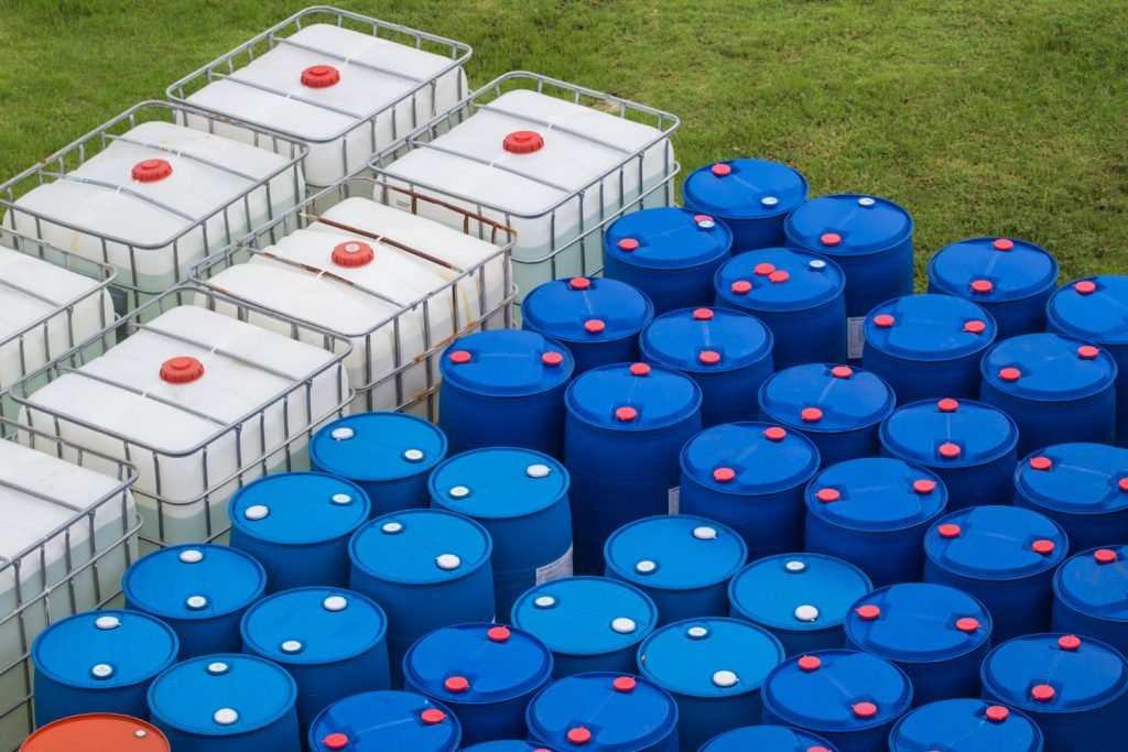 מיכלי פלסטיק לנוזלים – מיכלים פלסטיים לסוגי נוזלים שונים