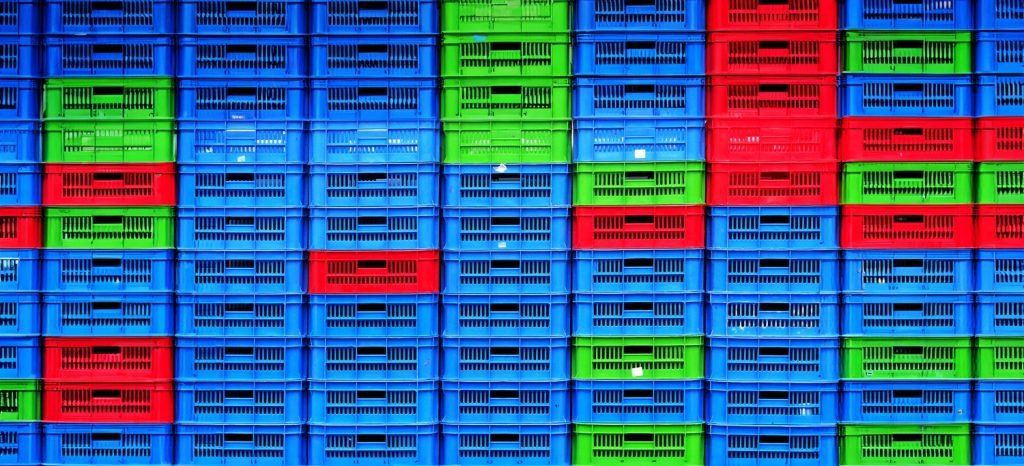 איך לבחור את משטחי הפלסטיק המתאימים ביותר?